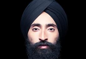 瓦里丝&middot;阿卢瓦利亚