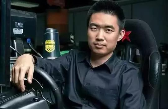中国版比尔盖茨:年仅37岁,三次创业成功,直言自己不是一个天才