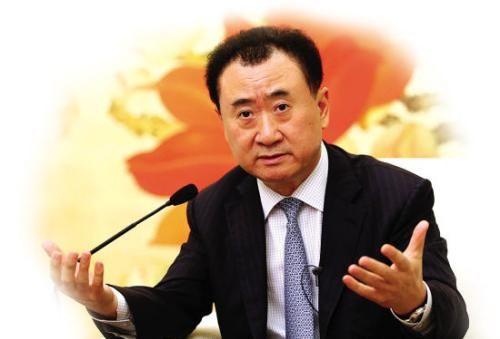 十几家银行在他创业初期都不贷款给他!而如今他是中国