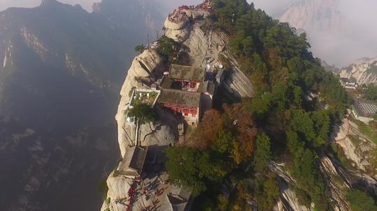 航拍华山_2704x1520_高清视频素材下载(编号:1925439)