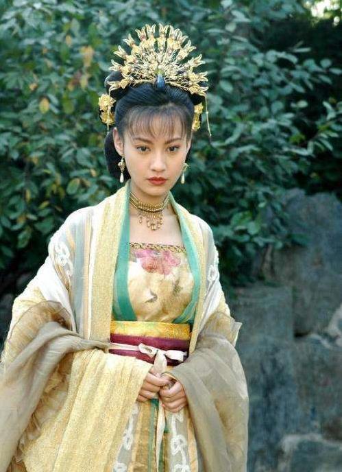小鱼儿与花无缺：“痴情反派”江玉燕，究竟值不值得同情