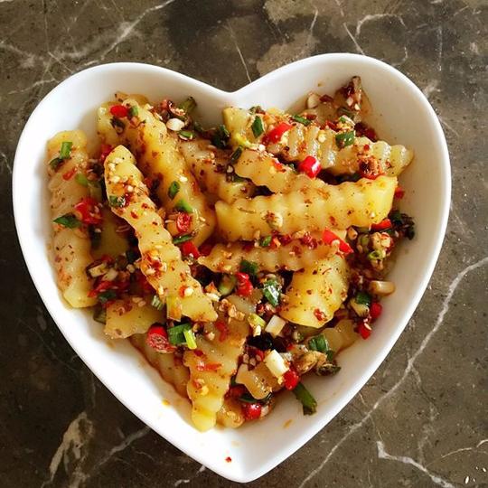 街边摆摊小本创业学习狼牙土豆高山小土豆麻辣串串油炸系列小吃技术培训