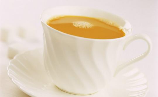 广东大学生开奶茶店,桂源铺奶茶加盟创业轻松