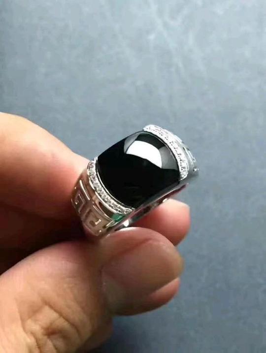 墨翠马鞍戒面
