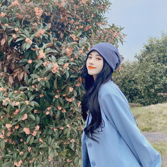 想念你的时候每一秒都是心动模式—原图鞠婧祎微博
