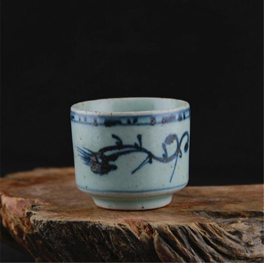 手工瓷青花草龙纹直筒杯功夫茶杯做旧仿明代古瓷器古玩茶杯酒杯