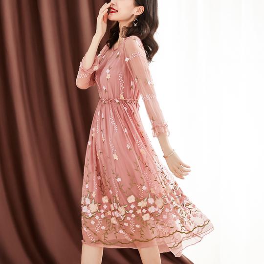 兰佩2020秋季新款正宗杭州大牌真丝桑蚕丝连衣裙年轻款提花裙子