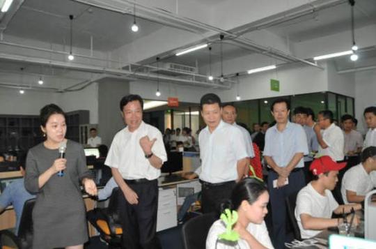 三亚市考察团到海口调研互联网农业和创新创业
