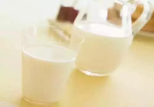 晚餐吃什么会影响睡眠