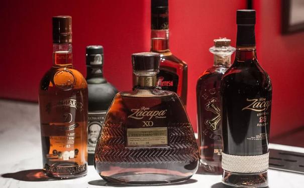 朗姆酒主要的原材料是什么威士忌主要酿酒的原料是什么