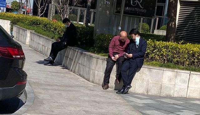 可以摘下口罩了吗
