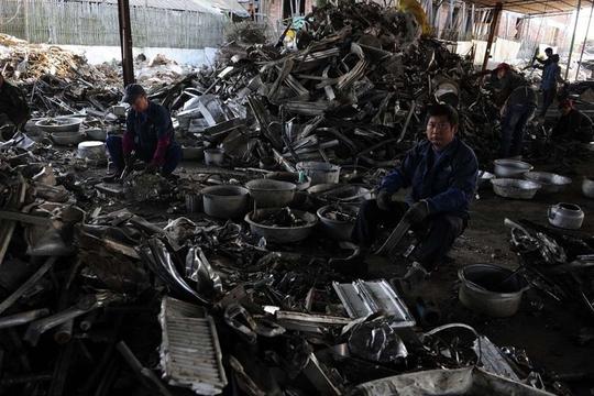 洋垃圾:在发达国家处理成本高卖到中国能赚钱