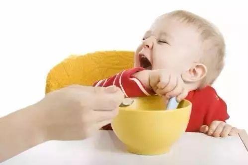 婴儿几个月添加辅食