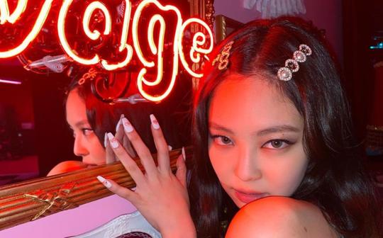 【ins】blackpinkjennie(金智妮)2021/02/18ins视频