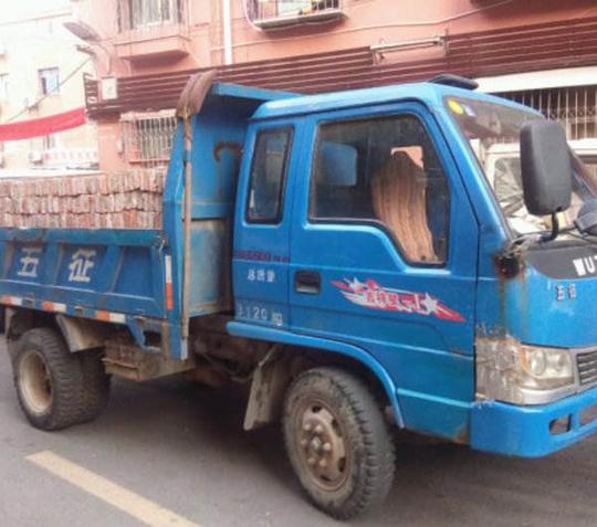 低价出售车况很好的五征六轮自卸车-1.6万-襄