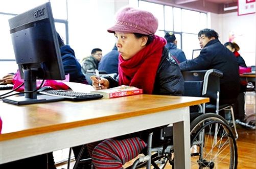 舒庆对河南尼采电子商务有限公司扶持残疾人创业就业的做法给予充分