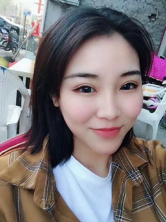 宝妈创业做什么比较好?职场美女兼职微信公众号月入过