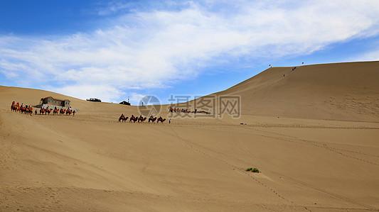 敦煌鸣沙山月牙泉图片下载