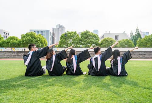 大学学了冷门专业就业时就一定会遇冷吗