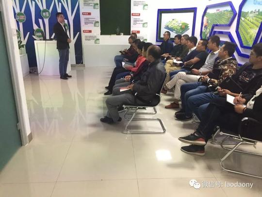 【返乡创业】放弃2万月薪,大学生回老家当农民,他们为什么?