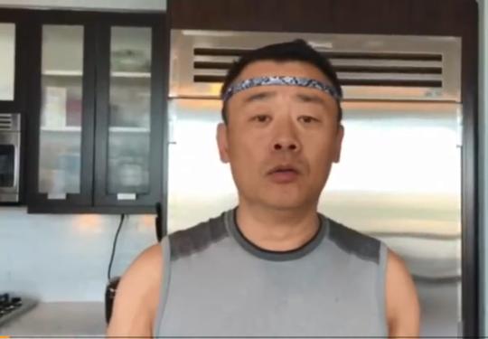 撕扯升级周立波粉丝群集体攻击黄芊玲黄毅清我就喜欢嘴硬的