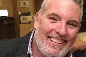 吉米&middot;斯达