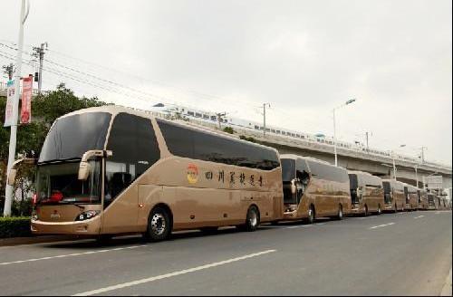 客车成都到南阳大巴车欢迎致电15828085704成都坐车网