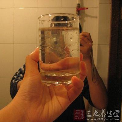 孩子被烫伤了应该怎么及时处理