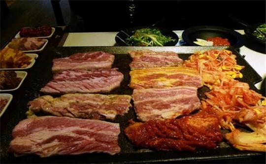 做烧烤生意怎么样?韩式烧烤投资前景不错
