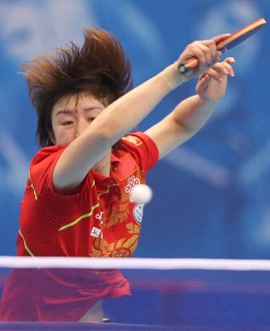 陈梦乒乓球训练