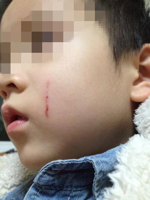 孩子成绩下降怎样和老师沟通呢