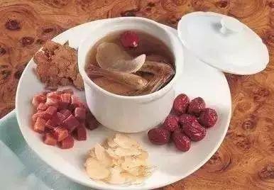 吃了容易性早熟的食物