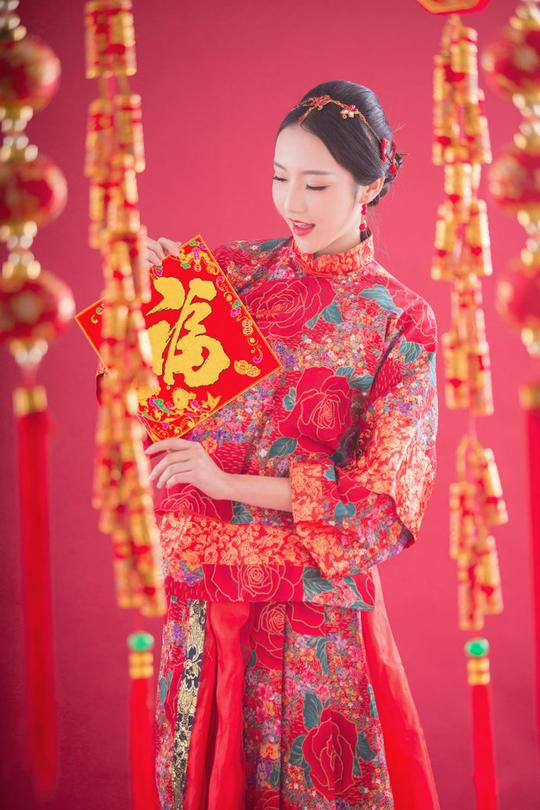 红红火火迎新春【新年美女素材一】