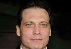 霍特·麦克卡兰尼