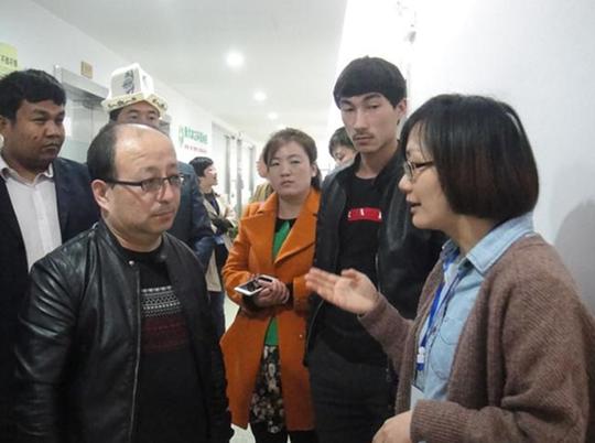 参观衢州市大学生创业园西区园,运营团队介绍园区运行情况