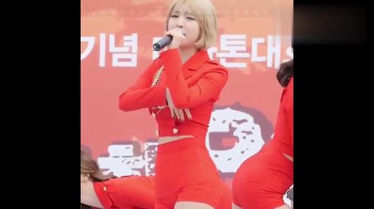 当年非常火的韩国女团aoa，找了好久现场版，忍不住单曲循环!