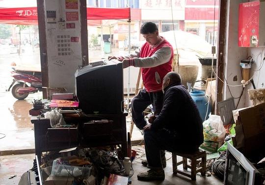 这个故事不苦情残疾人创业京东家电专卖店的匠心与野望