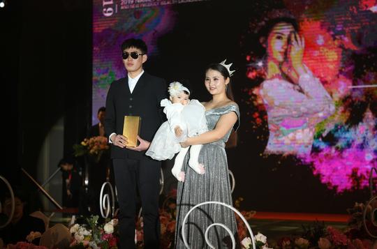 90后杰出女青年带领宝妈创业：左手家庭，右手事业