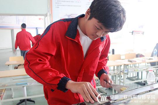三联汽修:学热门专业技术走好创业第一步