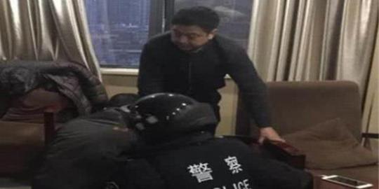 武汉一大型国企正开会高管遭人挟持殴打