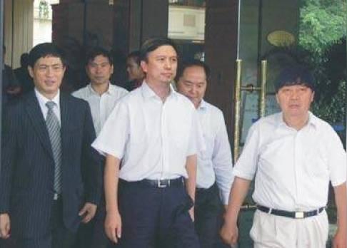 四川四兄弟合伙创业，不让老婆过问生意，均成亿万富翁