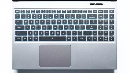 屏幕升级144hz、散热降级:笔吧评测室机械革命z2air-g15.6英寸游戏本测评