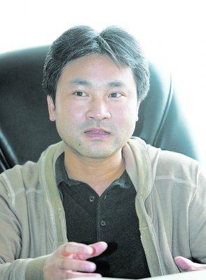 企业老总对话大学生:创业风险高建议先攒经验