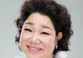 金美華
