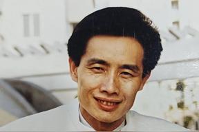 邓建国