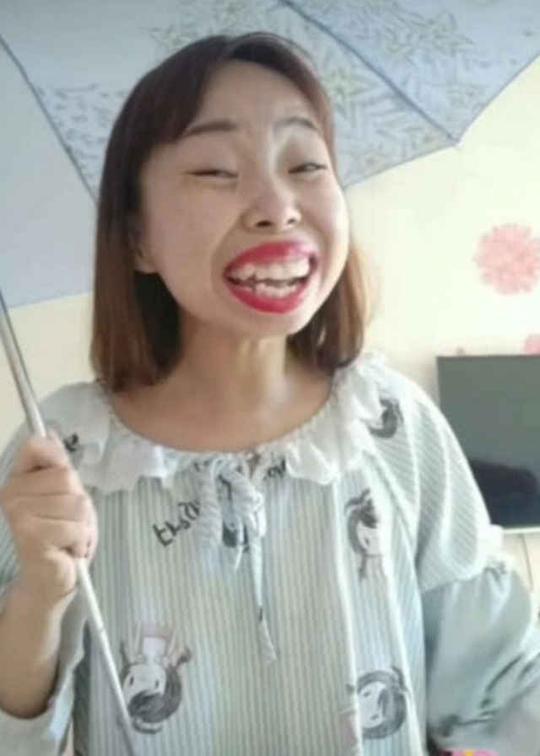 空降短视频最火"女神榜",其貌不扬的她一夜爆红