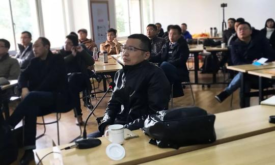 交流会上,中国火炬创业导师,opark事业部总经理舒鼎秀女士也为大家
