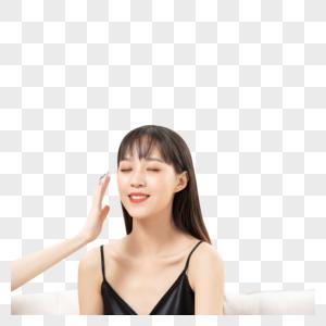 女性闺蜜互相用乳液图片下载