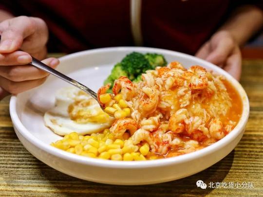 抖音爆款小龙虾三明治,黄了