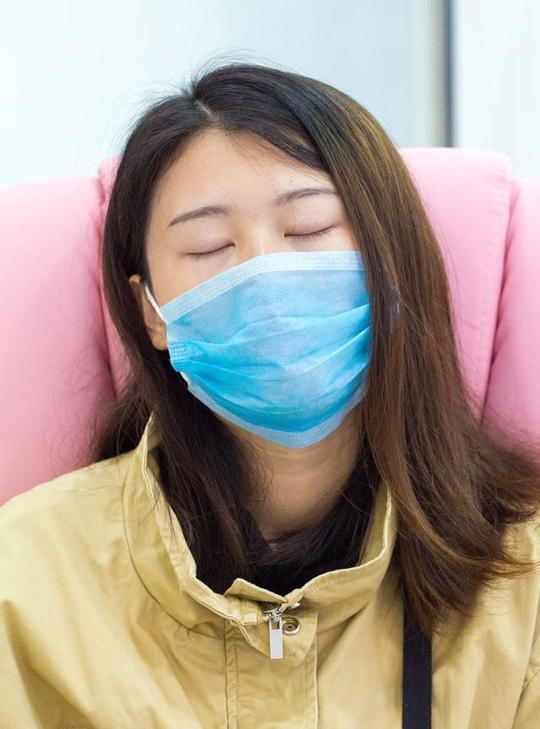 新型冠状病毒口罩到底怎么戴?终于看到了正确姿势